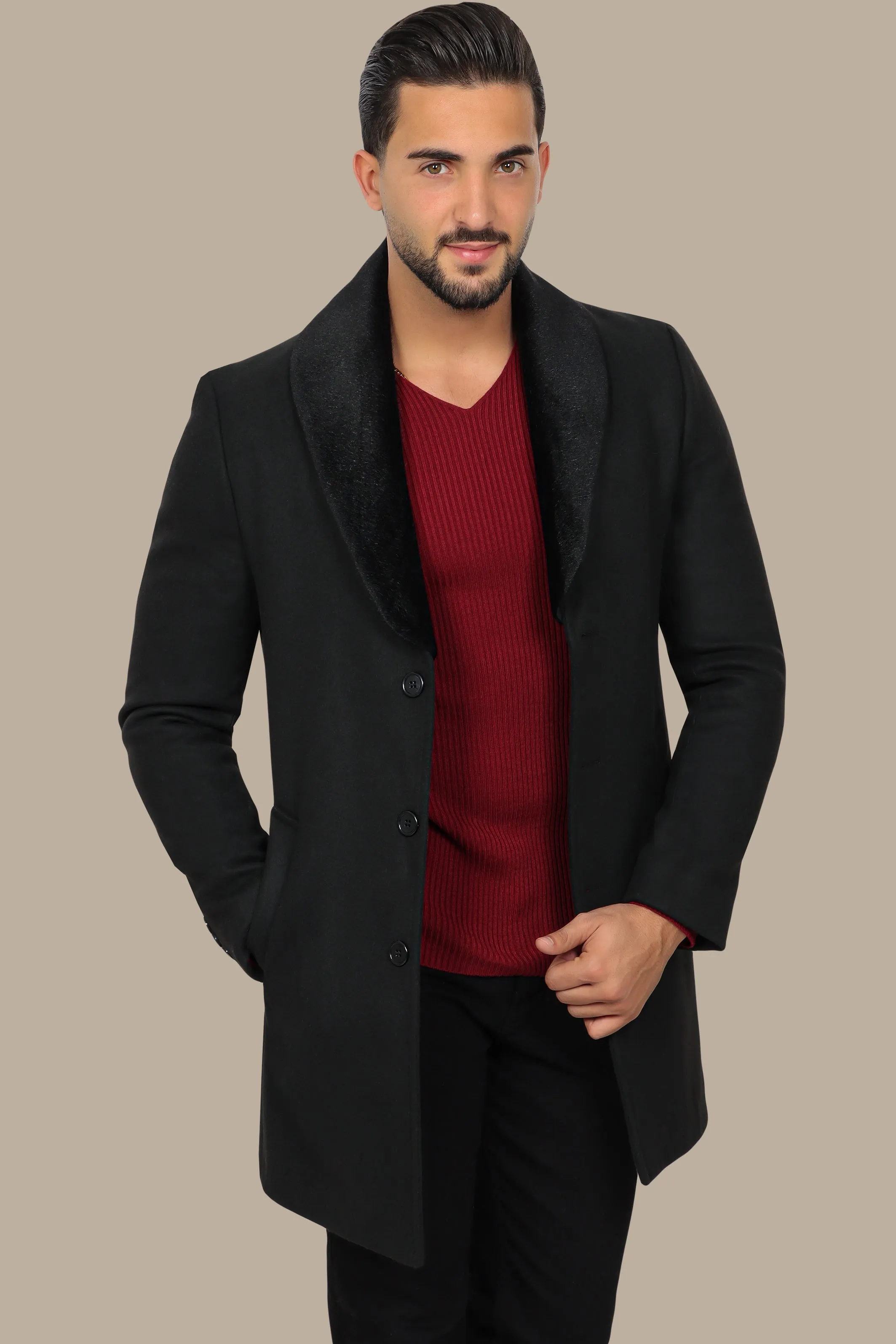 Black Beauty: The Detachable Fur Coat in Classic Elegance