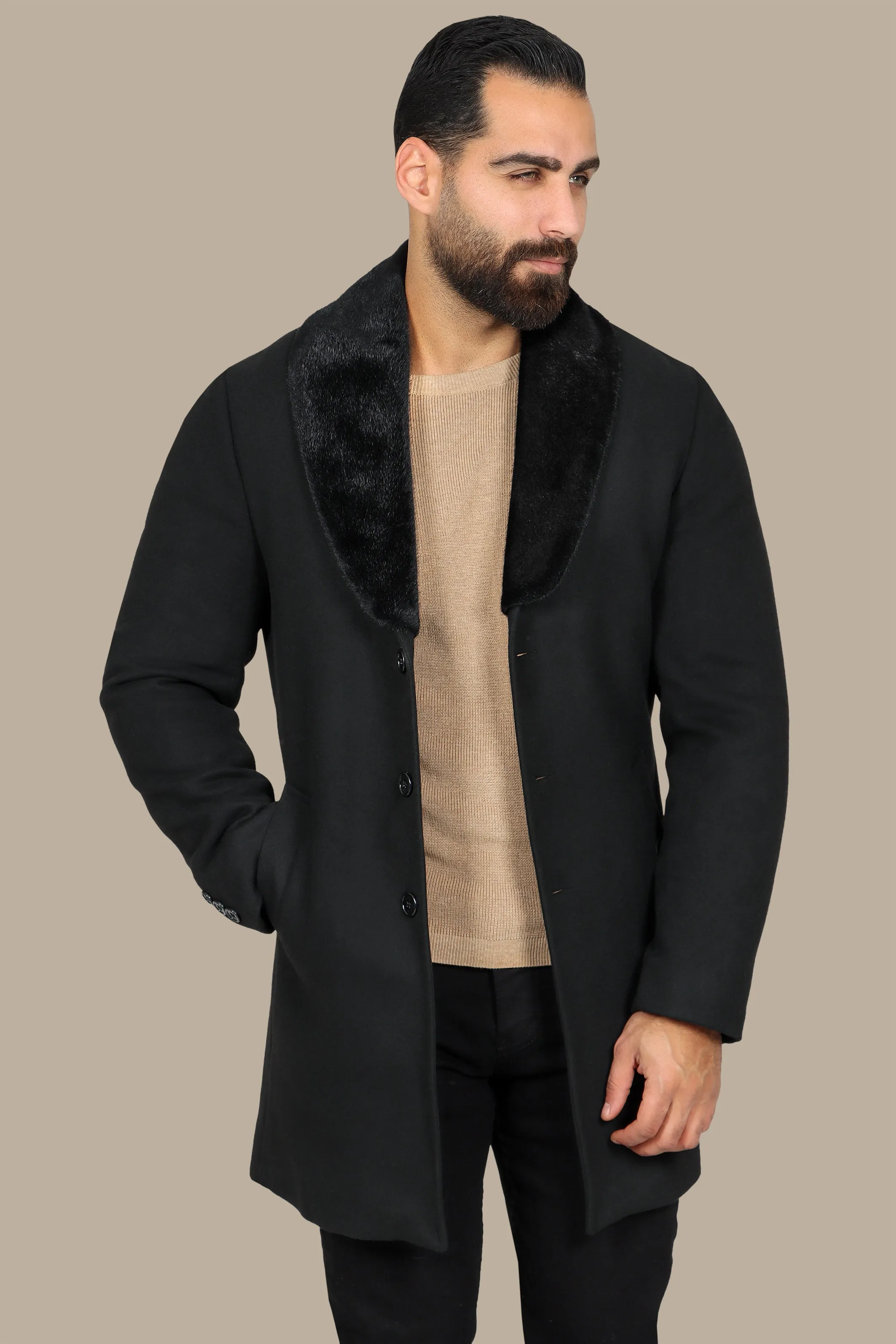 Black Beauty: The Detachable Fur Coat in Classic Elegance