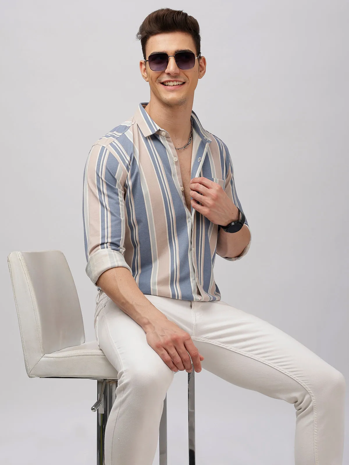 BULLMER Trendy Blue Regular Fit Striped Causal Full sleeve Shirt For Men.
