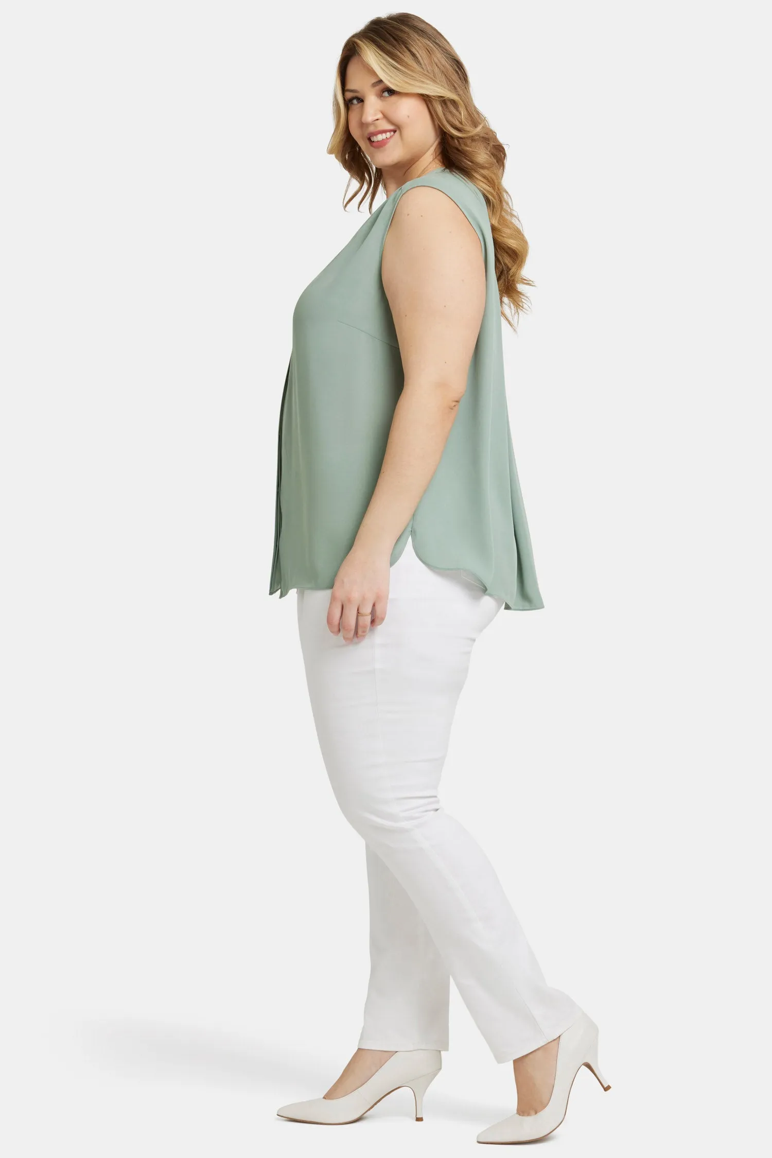 Sleeveless Pintuck Blouse In Plus Size - Lily Pad