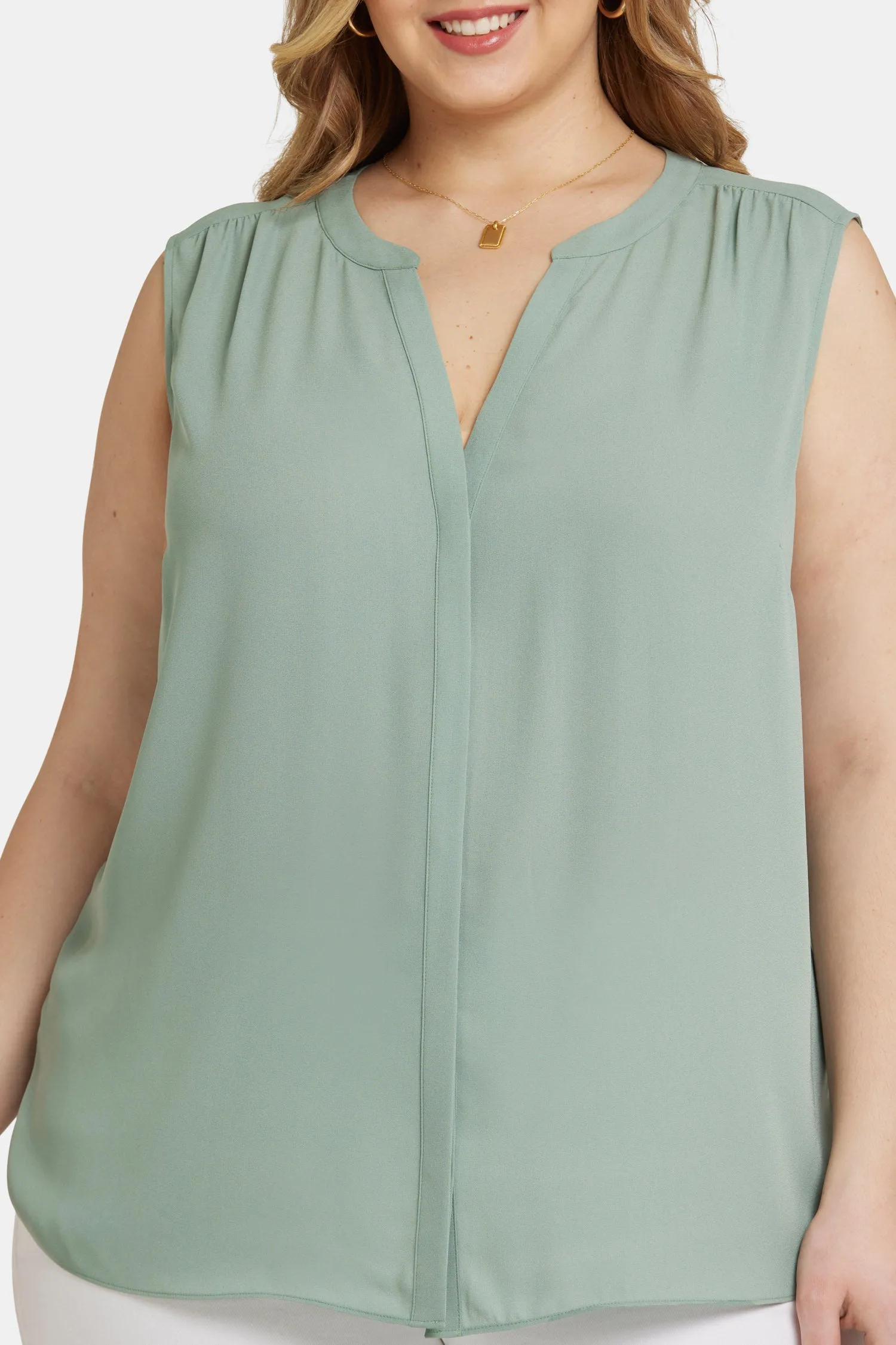Sleeveless Pintuck Blouse In Plus Size - Lily Pad