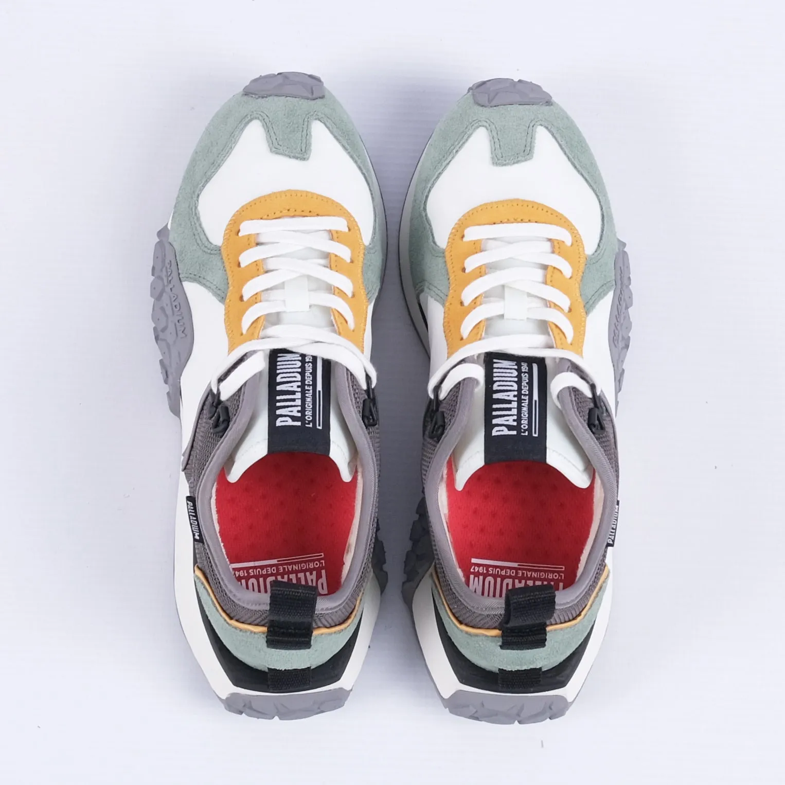 Troop Runner Sneakers (Star White/Frost Matcha)